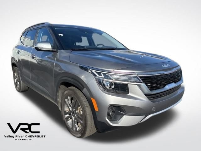 2023 Kia Seltos S's photo