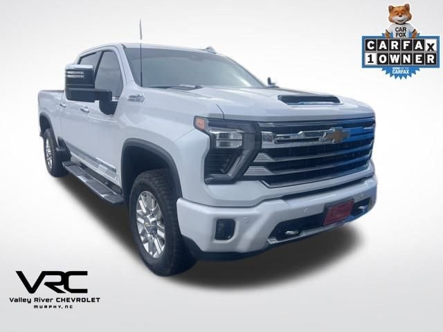 2025 Chevrolet Silverado 2500HD High Country's photo