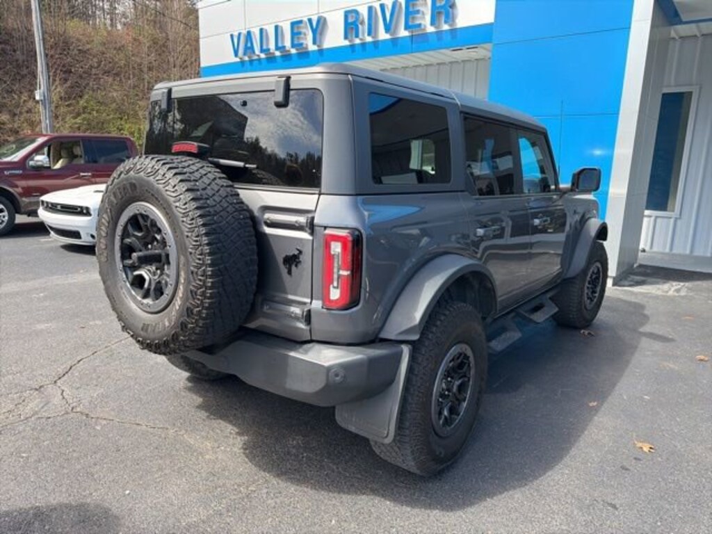 Used 2023 Ford Bronco Base