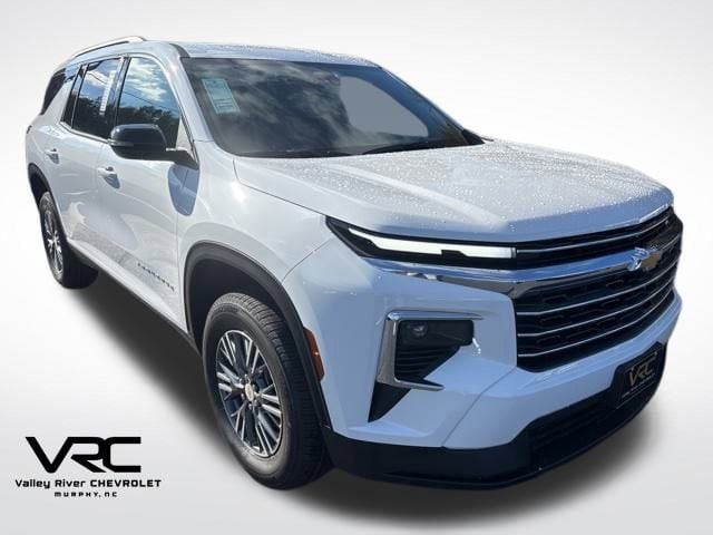 2026 Chevrolet Traverse LT's photo