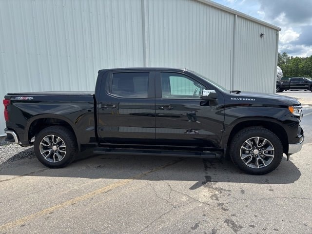 Used 2023 Chevrolet Silverado 1500 LT with VIN 1GCPDKEK4PZ159408 for sale in Murphy, NC