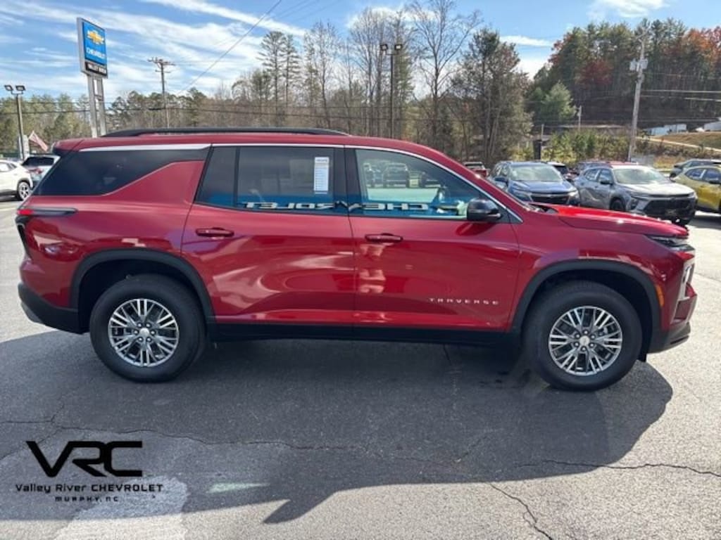 New 2026 Chevrolet Traverse LT SUV