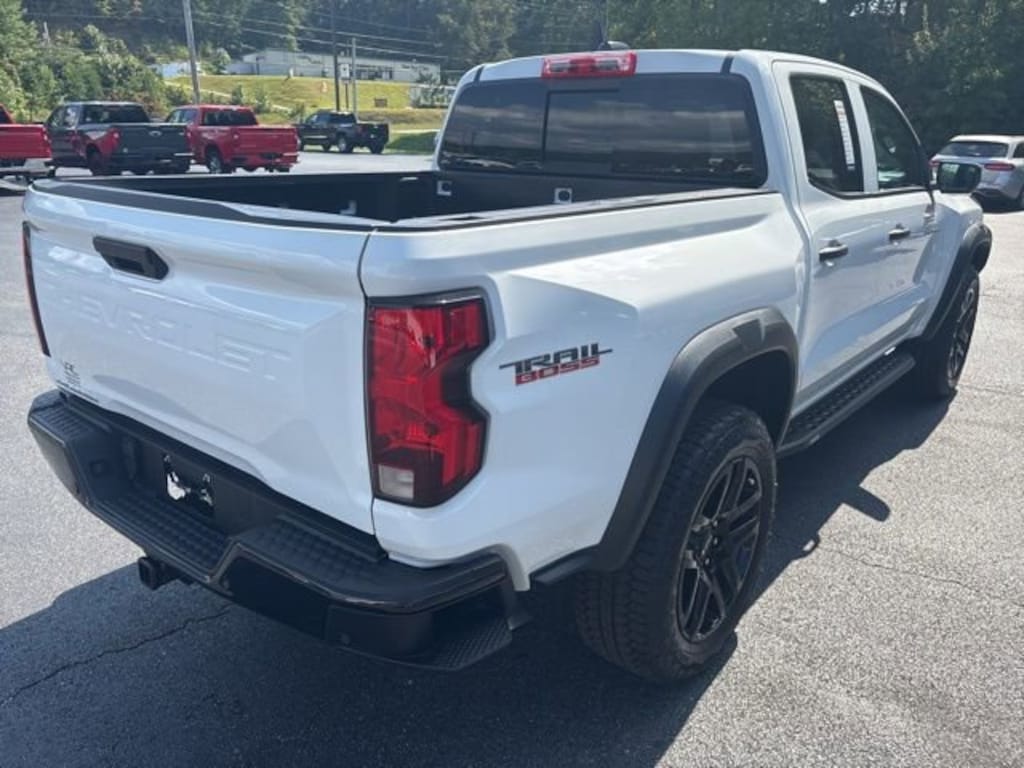 Used 2024 Chevrolet Colorado Trail Boss Truck