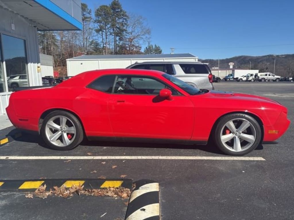 Used 2009 Dodge Challenger SRT8