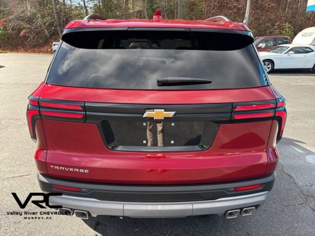 New 2026 Chevrolet Traverse LT SUV