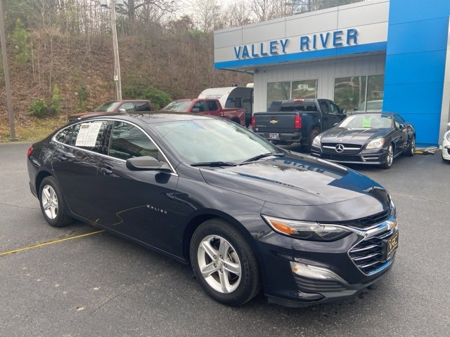 Used 2023 Chevrolet Malibu 1LS with VIN 1G1ZB5ST5PF113710 for sale in Murphy, NC