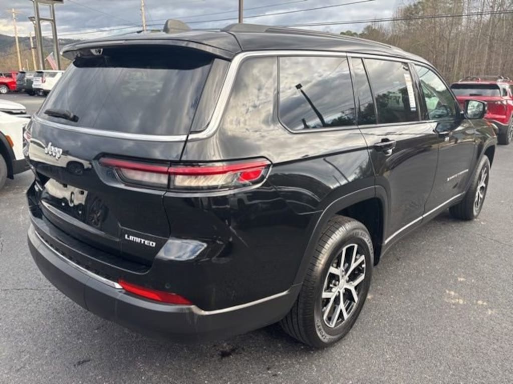 Used 2024 Jeep Grand Cherokee L Limited