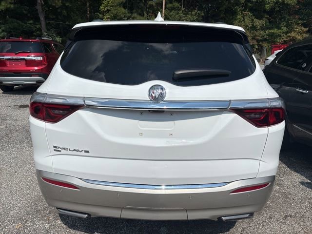 2024 Buick Enclave Premium photo 2