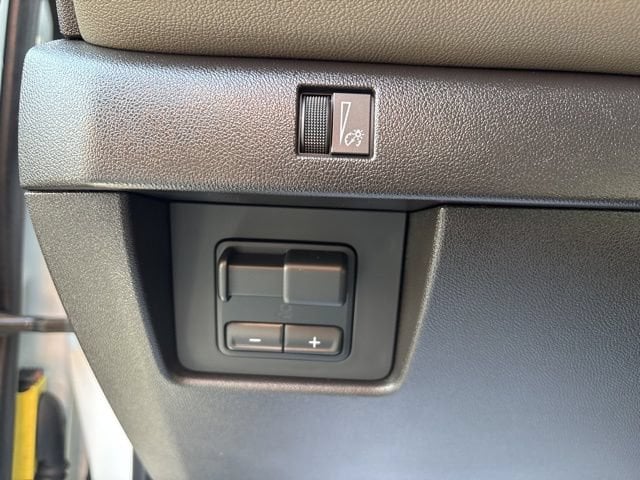 2024 Chevrolet Colorado ZR2 - Photo 37