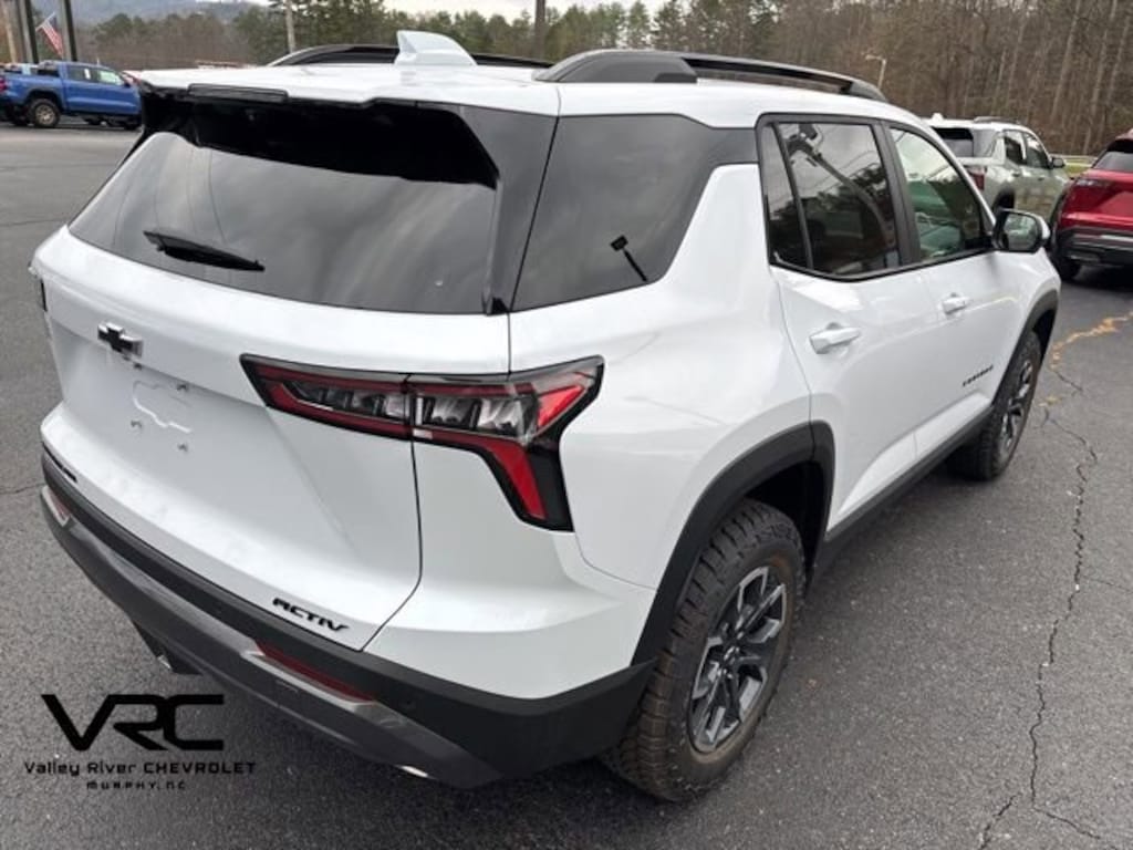 New 2026 Chevrolet Equinox Activ SUV