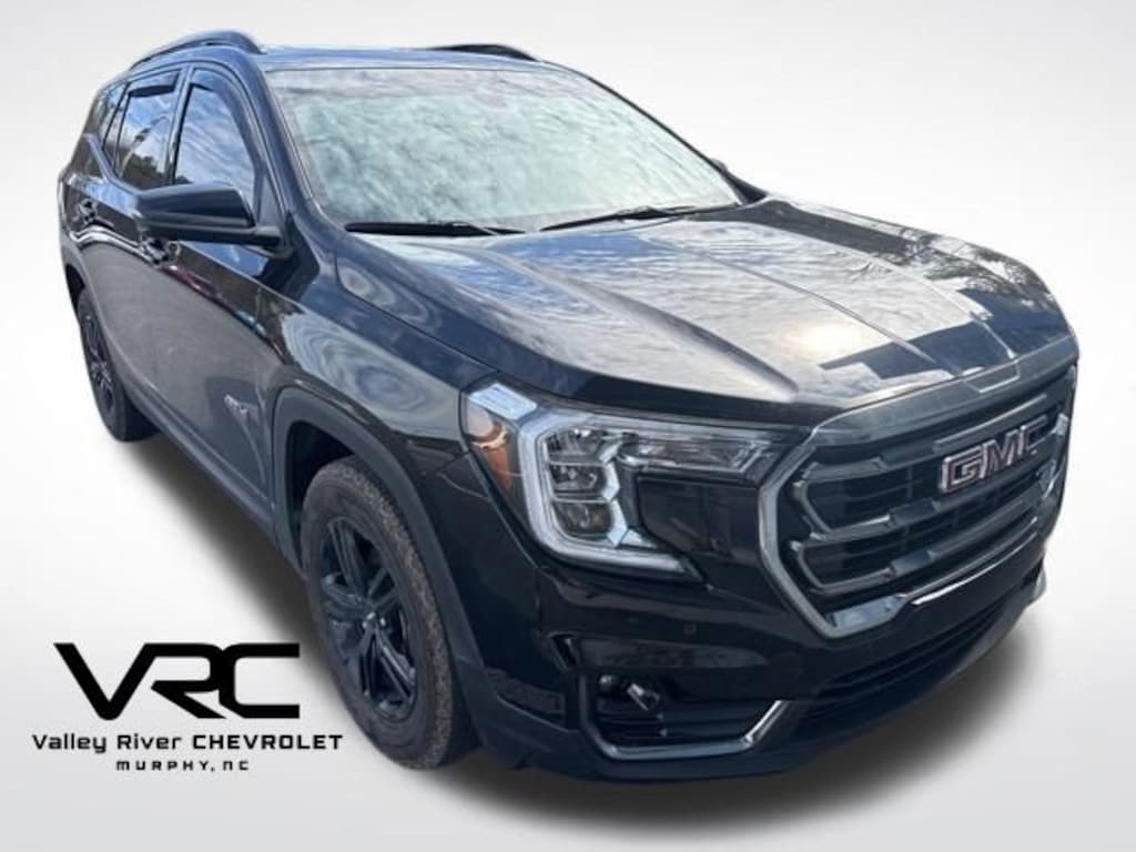 Used 2024 GMC Terrain AT4 SUV