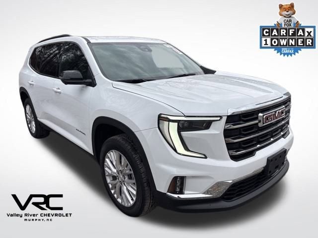 2024 GMC Acadia Elevation's photo