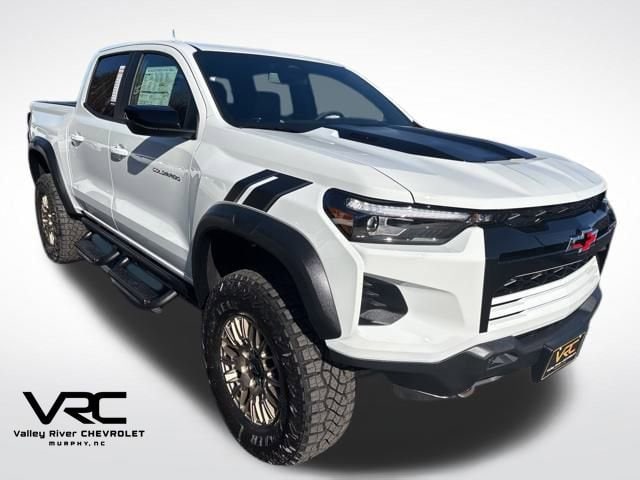 2026 Chevrolet Colorado ZR2's photo