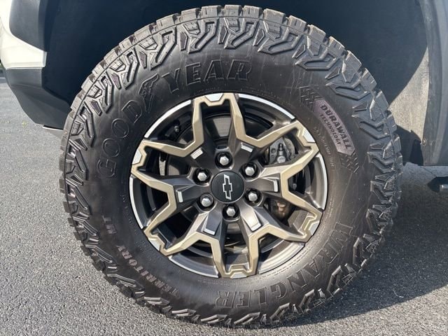 2024 Chevrolet Colorado ZR2 - Photo 15