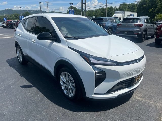 Used 2027 Chevrolet Bolt LT with VIN 1G1FY6EV4VF109973 for sale in Murphy, NC