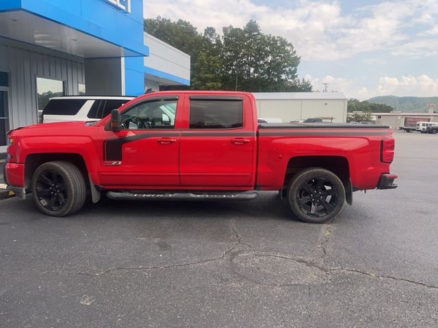 2017 Chevrolet Silverado 1500 LT photo 3