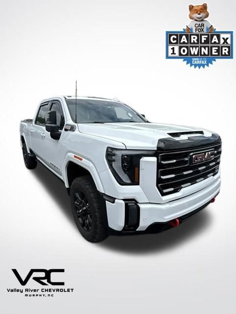 2024 GMC Sierra 4WD Crew Cab Standard Box AT4's photo