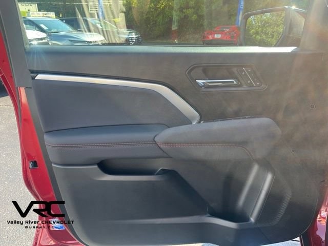 2026 Chevrolet Colorado Z71 - Photo 12