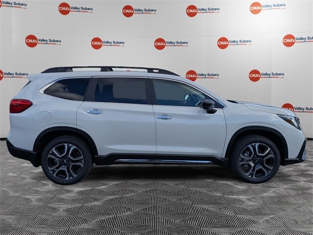 2025 Subaru Ascent Touring photo 2