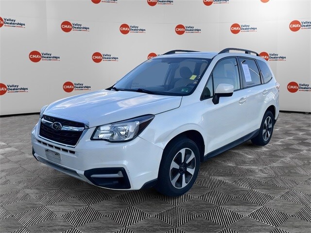 2018 Subaru Forester 2.5i Premium photo 3