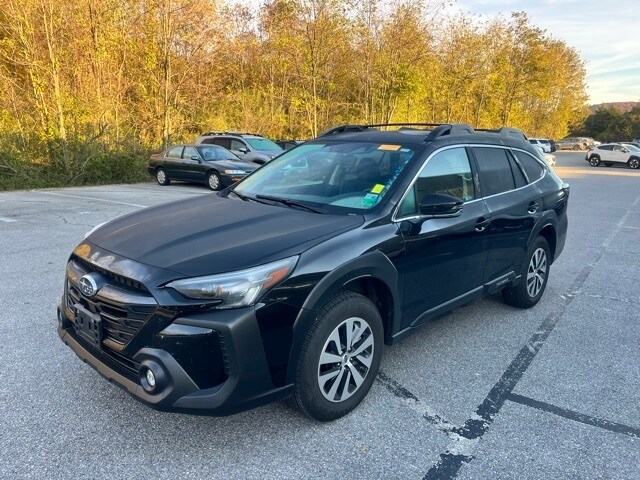 2025 Subaru Outback Premium photo 3