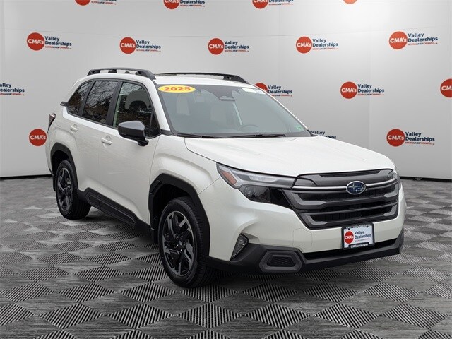 2025 Subaru Forester Limited photo 2