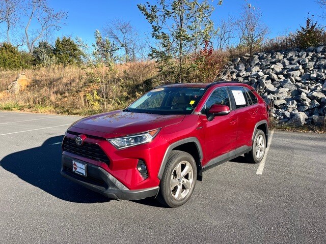 2021 Toyota RAV4 Hybrid XLE Premium photo 3