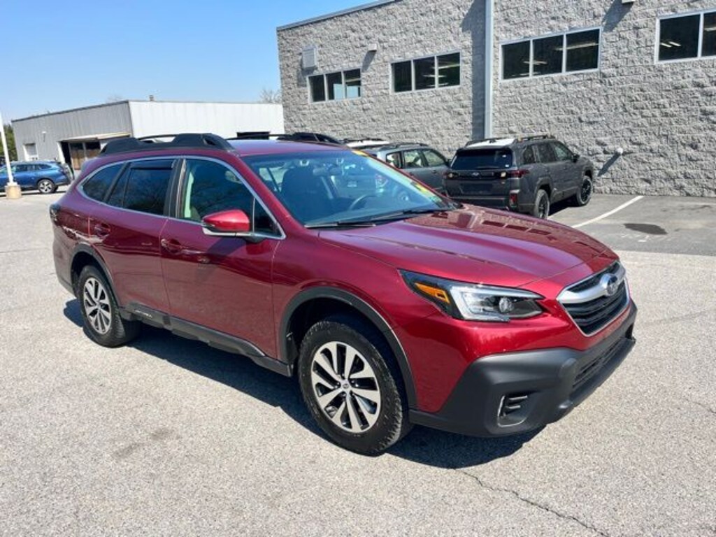 Used 2022 Subaru Outback Premium SUV