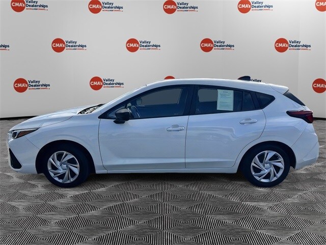 2024 Subaru Impreza Base photo 4