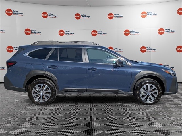 2025 Subaru Outback Premium photo 4