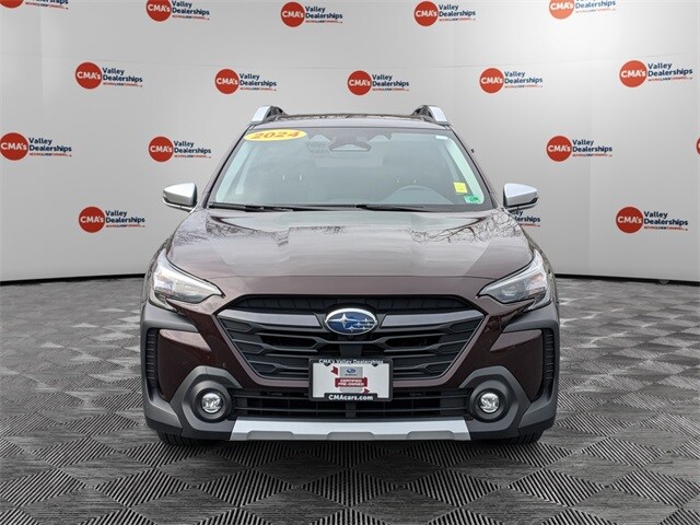 2024 Subaru Outback Touring photo 2