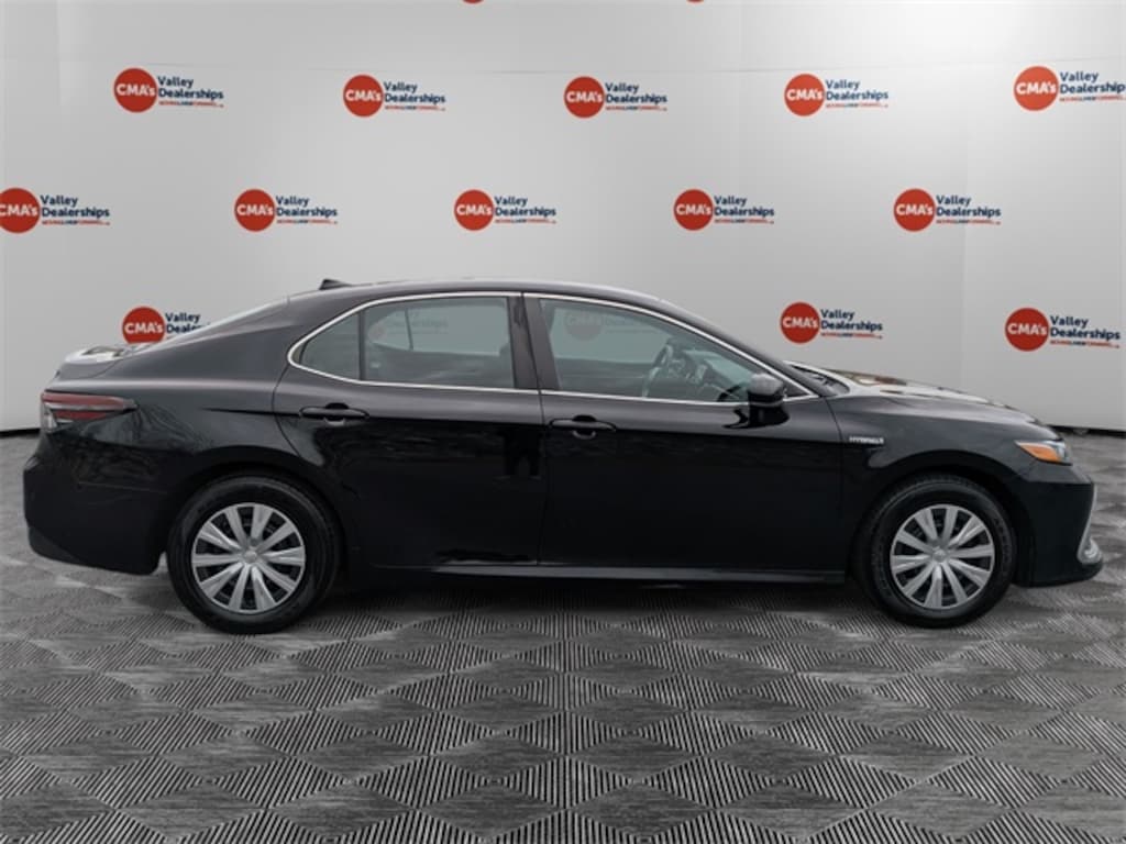 Used 2021 Toyota Camry Hybrid LE Sedan