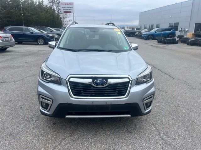 2020 Subaru Forester Touring photo 2