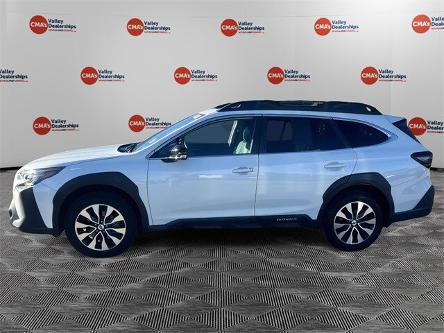 2023 Subaru Outback Limited XT photo 4