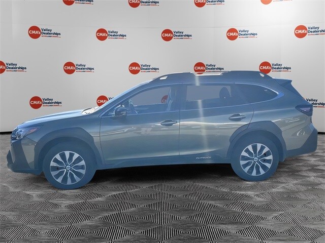 2023 Subaru Outback Limited photo 4