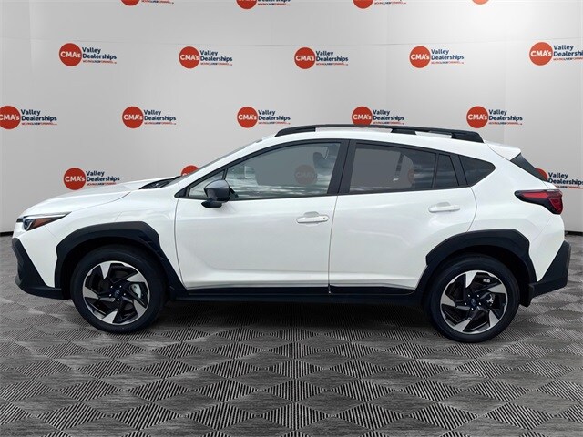 2025 Subaru Crosstrek Limited photo 2
