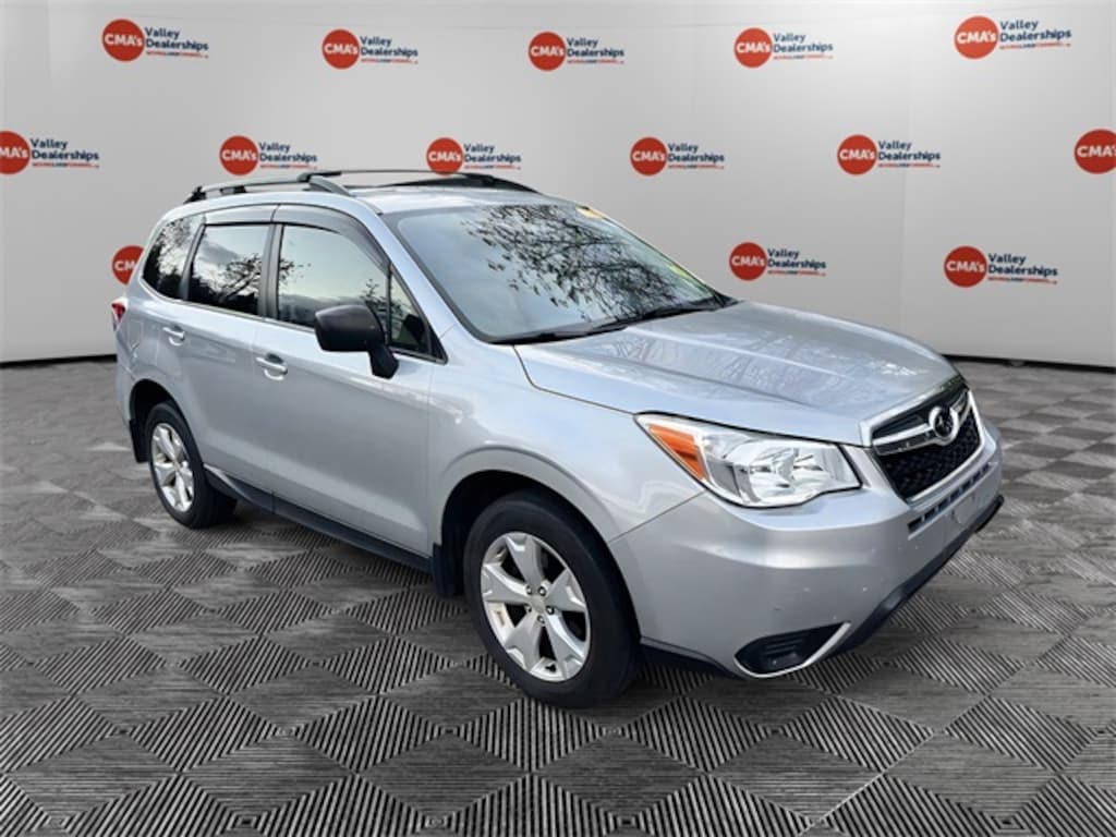 Used 2015 Subaru Forester 2.5i (CVT) SUV