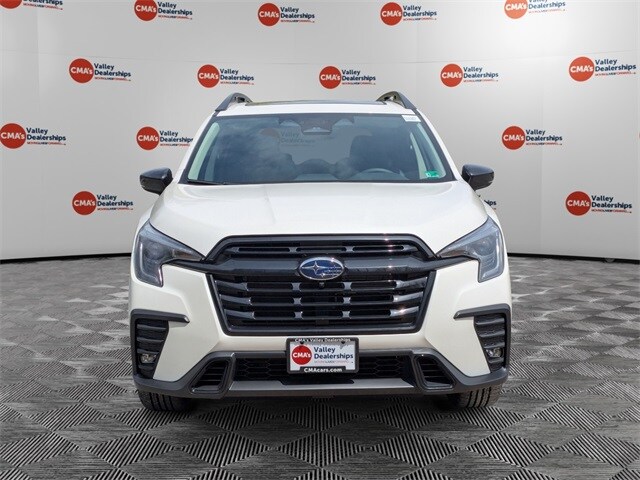 2025 Subaru Ascent Onyx Edition Touring photo 2