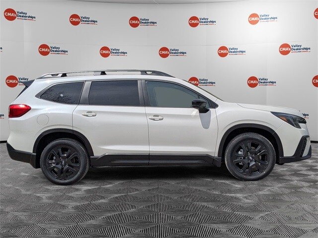 2025 Subaru Ascent Onyx Edition Touring photo 4