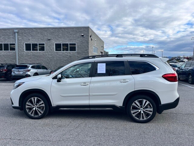 2020 Subaru Ascent Limited photo 3