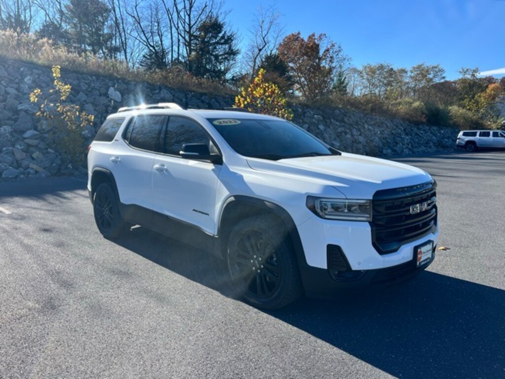 Used 2022 GMC Acadia SLT SUV