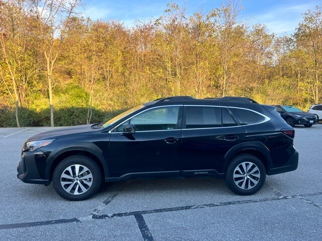 2025 Subaru Outback Premium photo 4