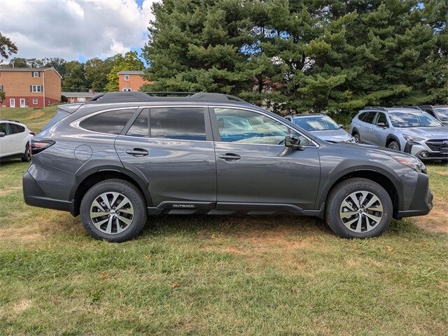 2025 Subaru Outback Premium photo 4
