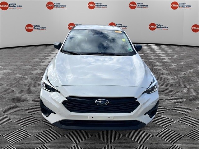 2024 Subaru Impreza Base photo 2