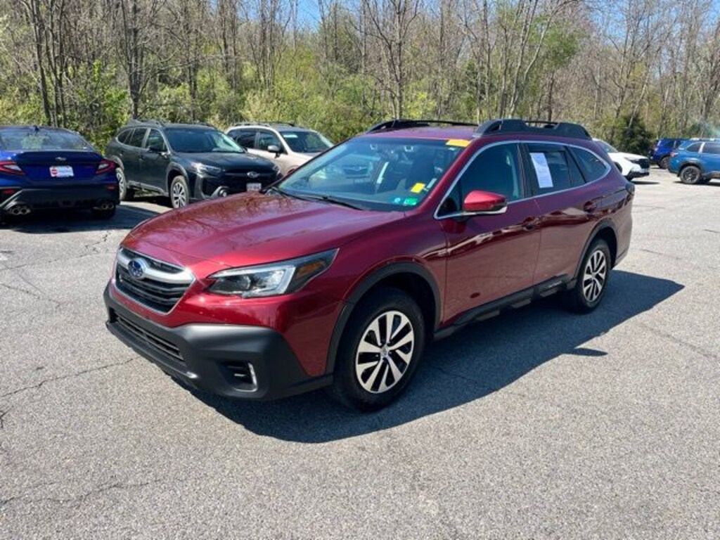 Used 2022 Subaru Outback Premium SUV