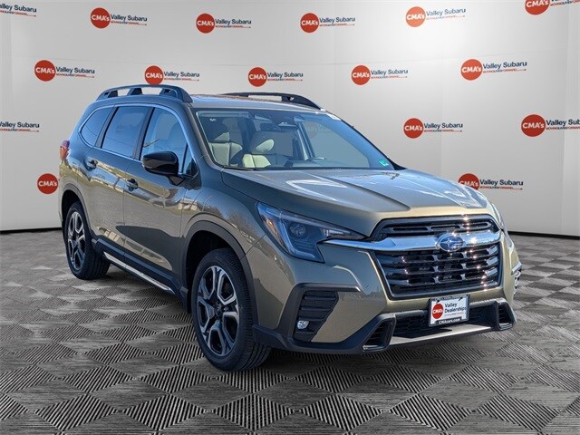 2025 Subaru Ascent Limited photo 2