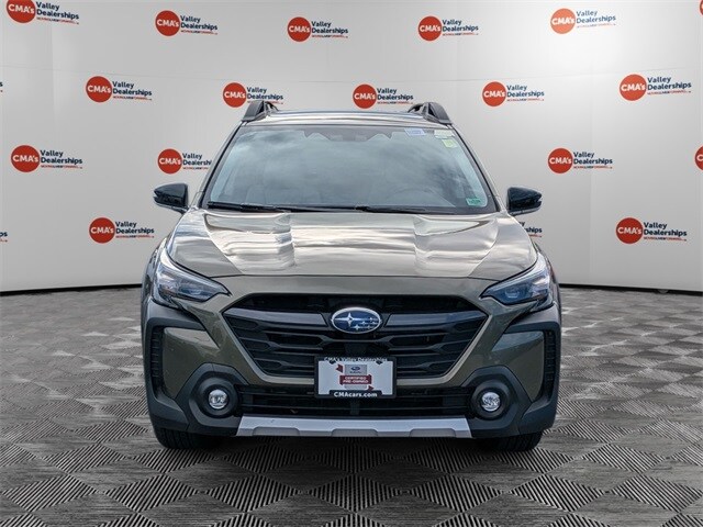 2025 Subaru Outback Limited XT photo 2