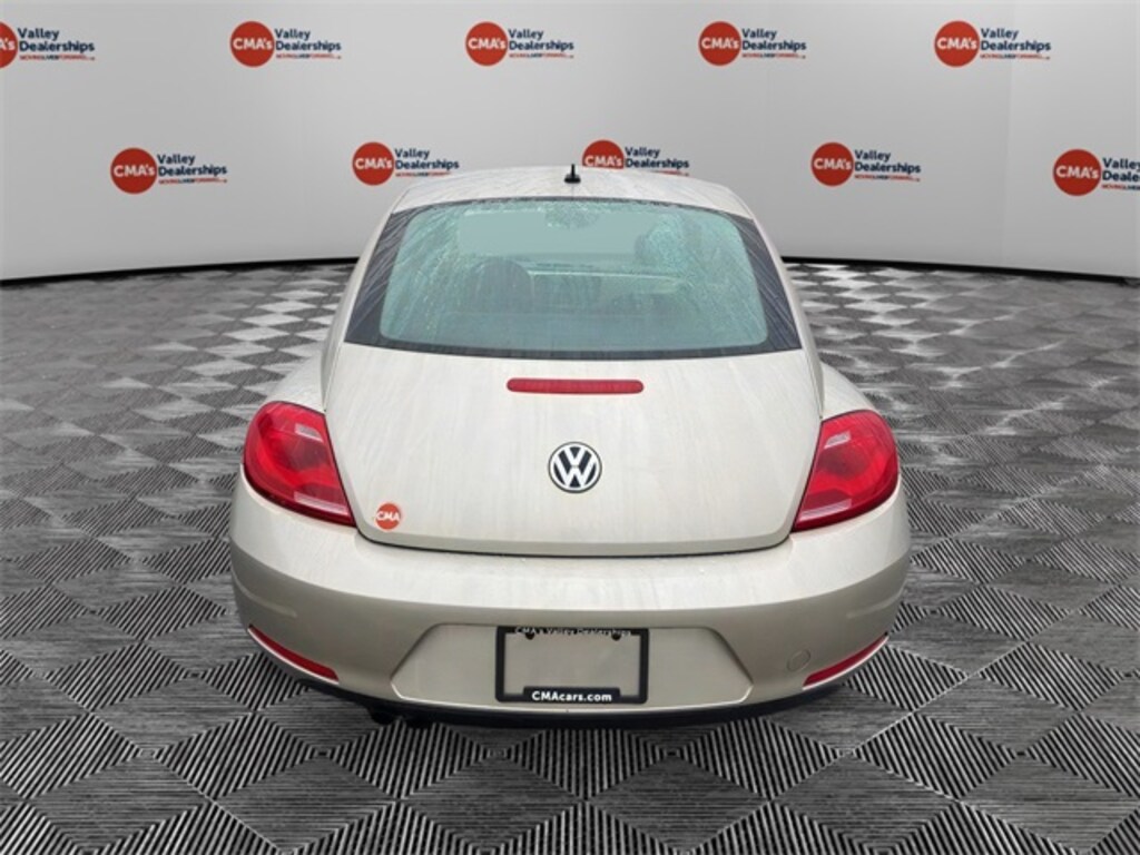 Used 2012 Volkswagen Beetle 2.5L Hatchback