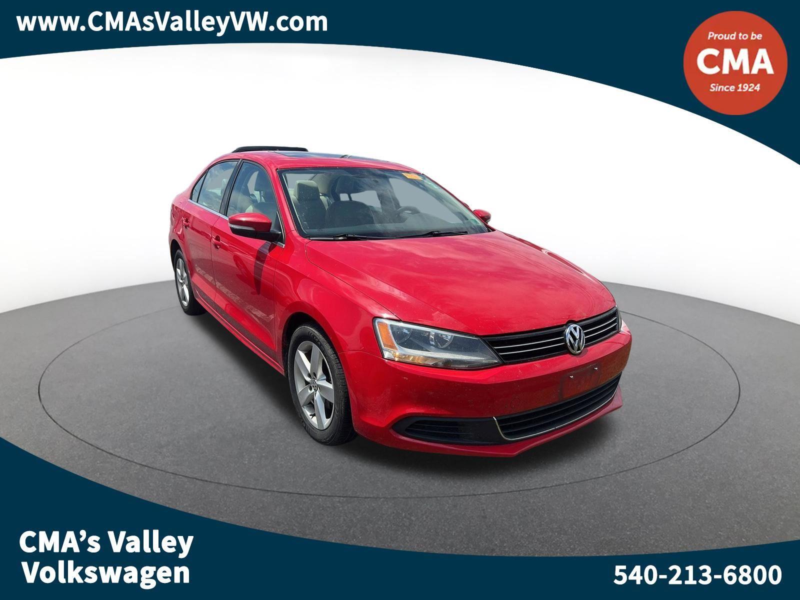 2013 Volkswagen Jetta 2.0L TDI w/Premium DSG's photo