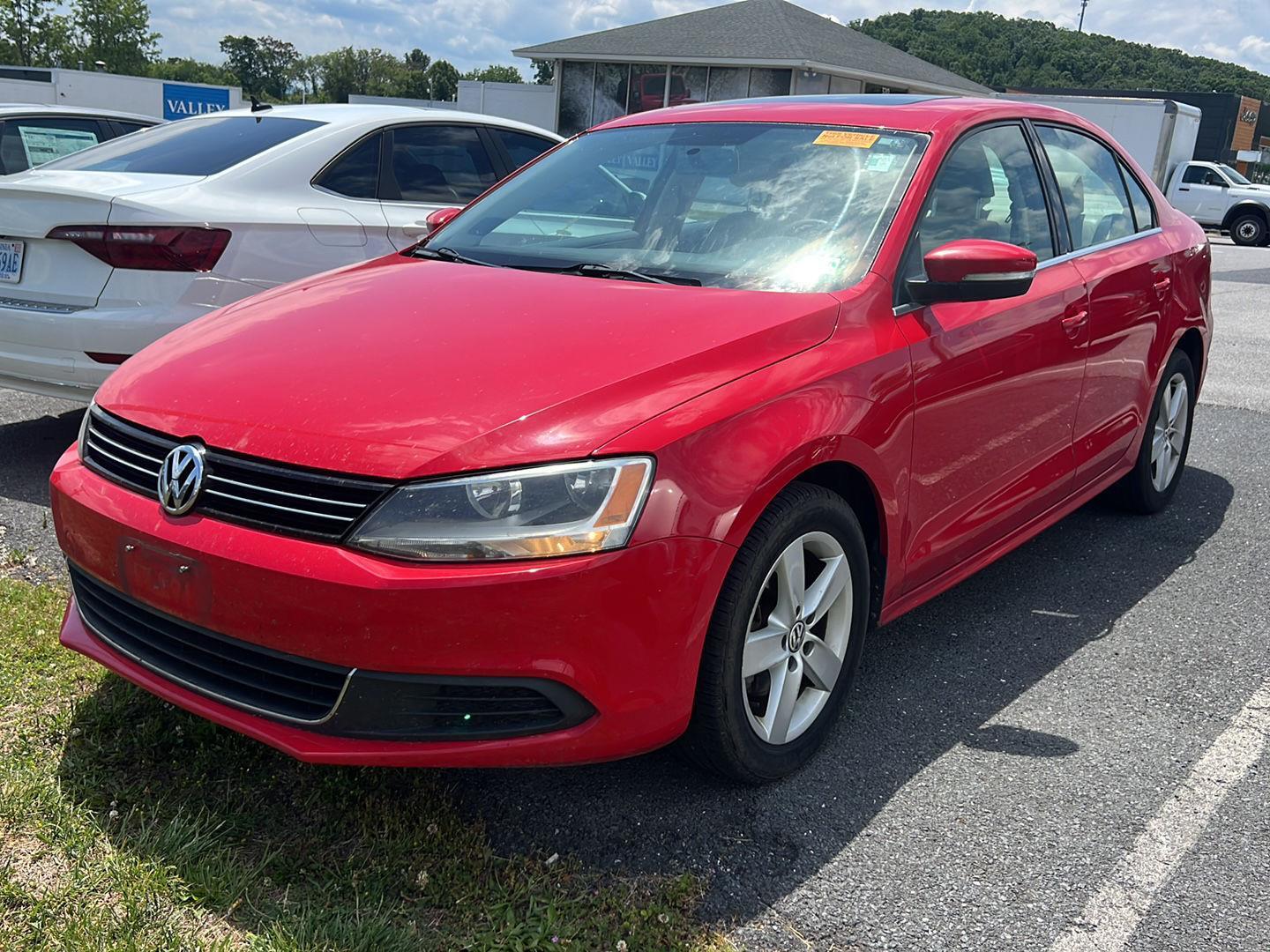 2013 Volkswagen Jetta 2.0L TDI w/Premium DSG's photo